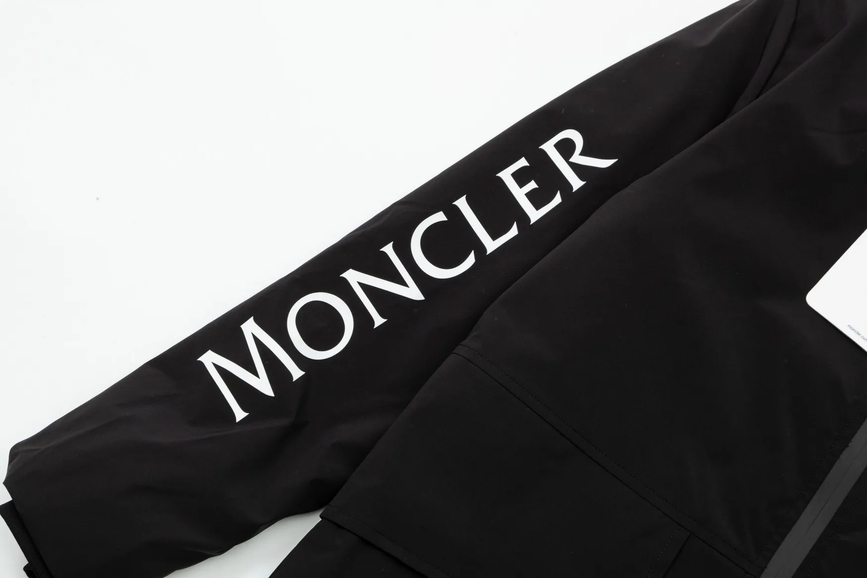 【2026】【MONCLER 公式旗艦店】モンクレール ジャケット 好評に付き再入荷！ 240920