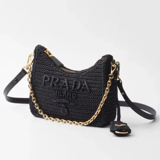 【2026】【大人気】PRADA  プラダ◆Re-edition ミニバッグ チェーン ストラップ付  22*18*6CM  240920