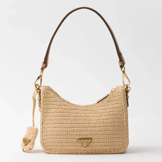 【2026】【大人気】PRADA  プラダ◆Re-edition ミニバッグ チェーン ストラップ付  22*18*6CM  240920
