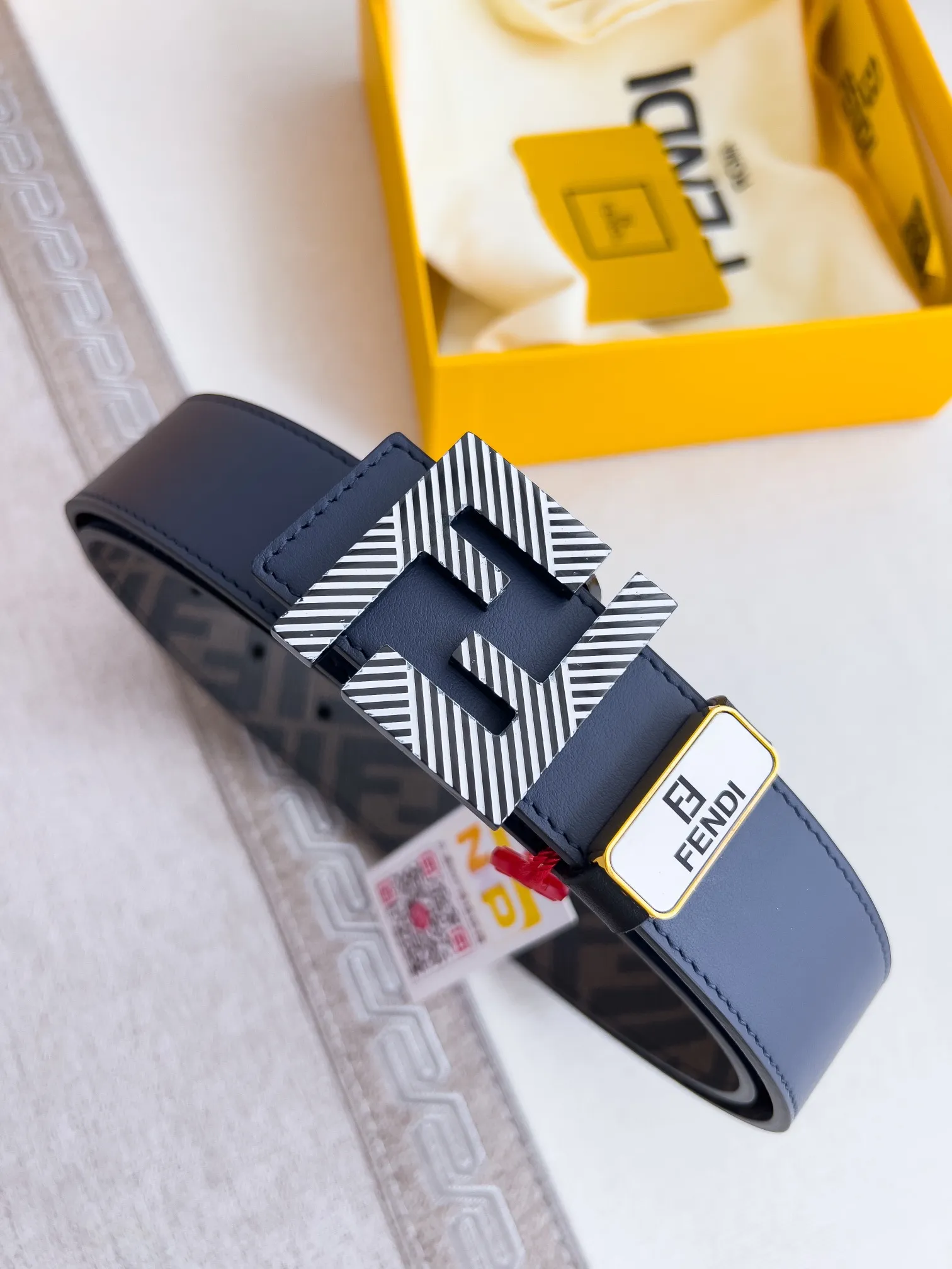 【2026】【FENDI】(フェンディ) 3.5cmベルト メンズ 240903