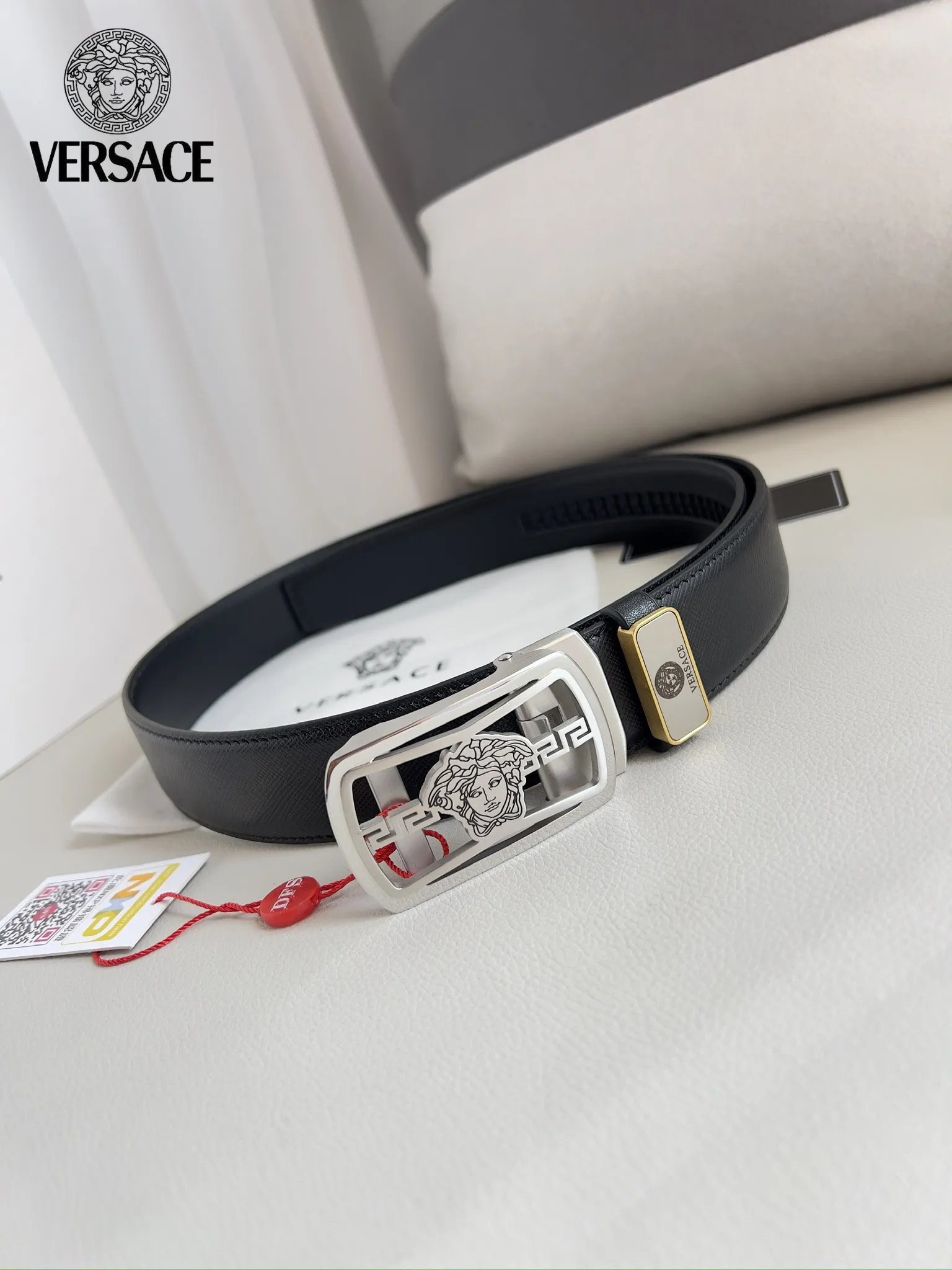 【2026】【VERSACE】(ヴェルサーチ) 3.5cmベルト メンズ 240903