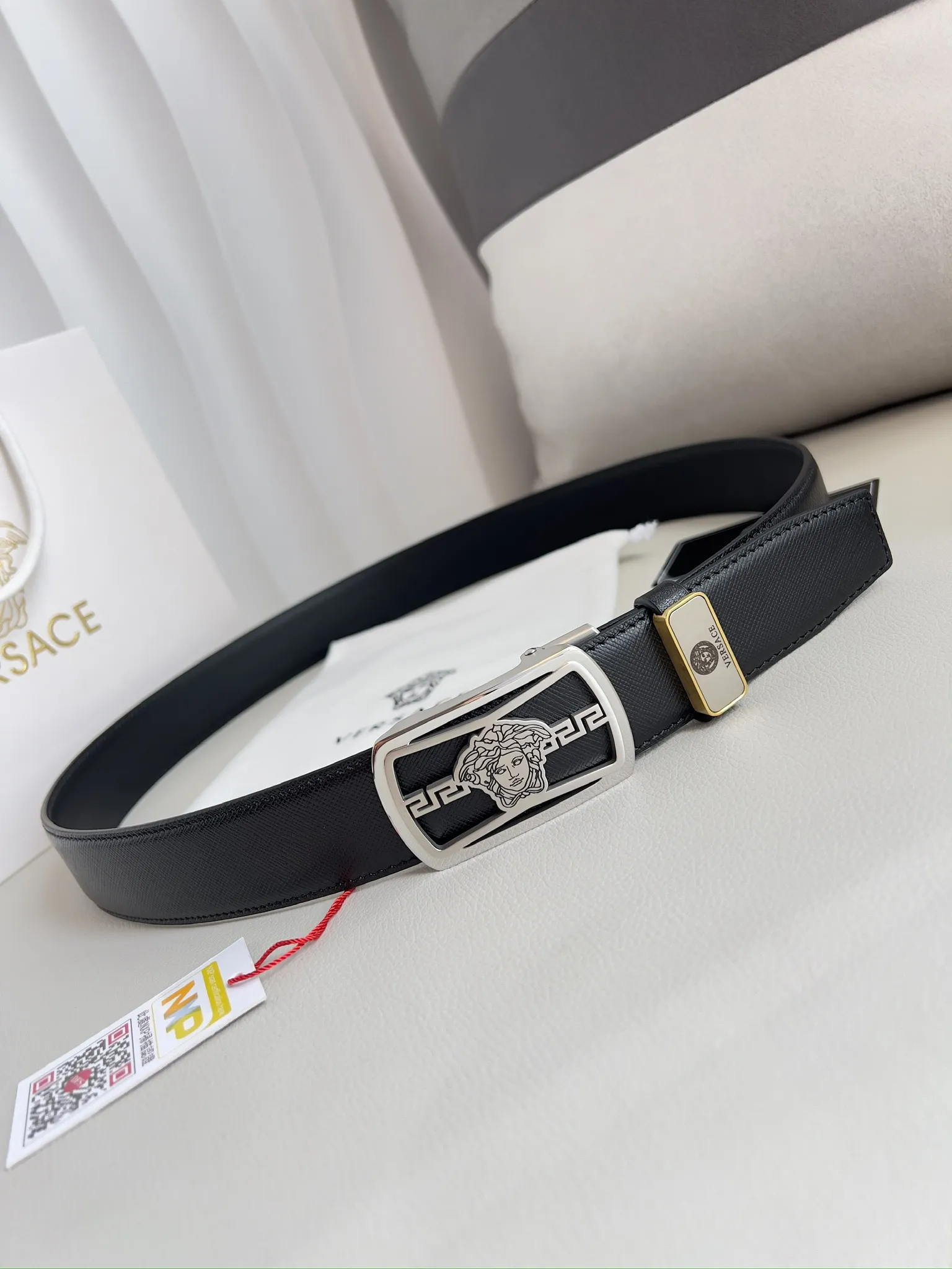 【2026】【VERSACE】(ヴェルサーチ) 3.5cmベルト メンズ 240903