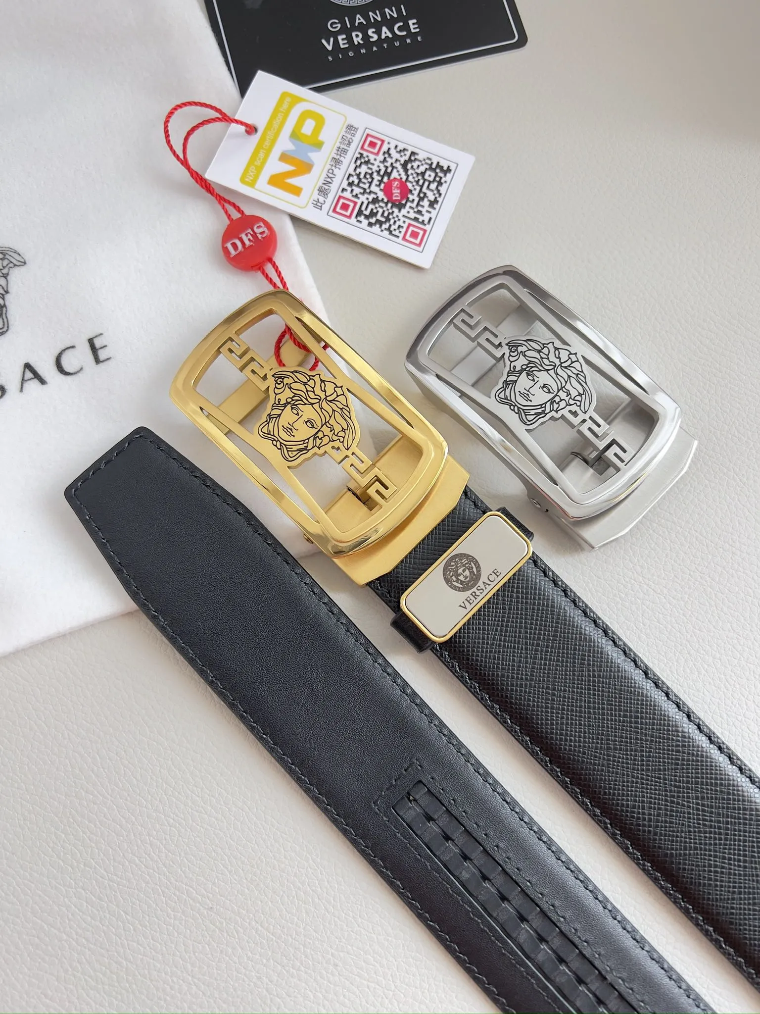 【2026】【VERSACE】(ヴェルサーチ) 3.5cmベルト メンズ 240903