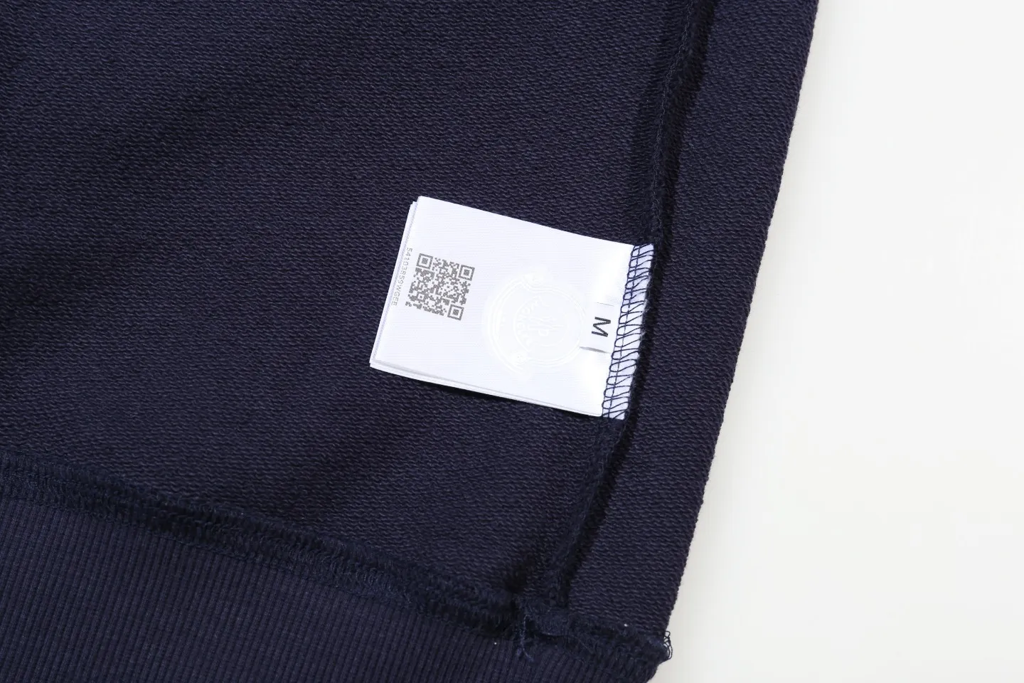 【2026】【MONCLER 公式旗艦店】モンクレール  丸首の衛衣 スウェットご好評に付き再入荷 240902