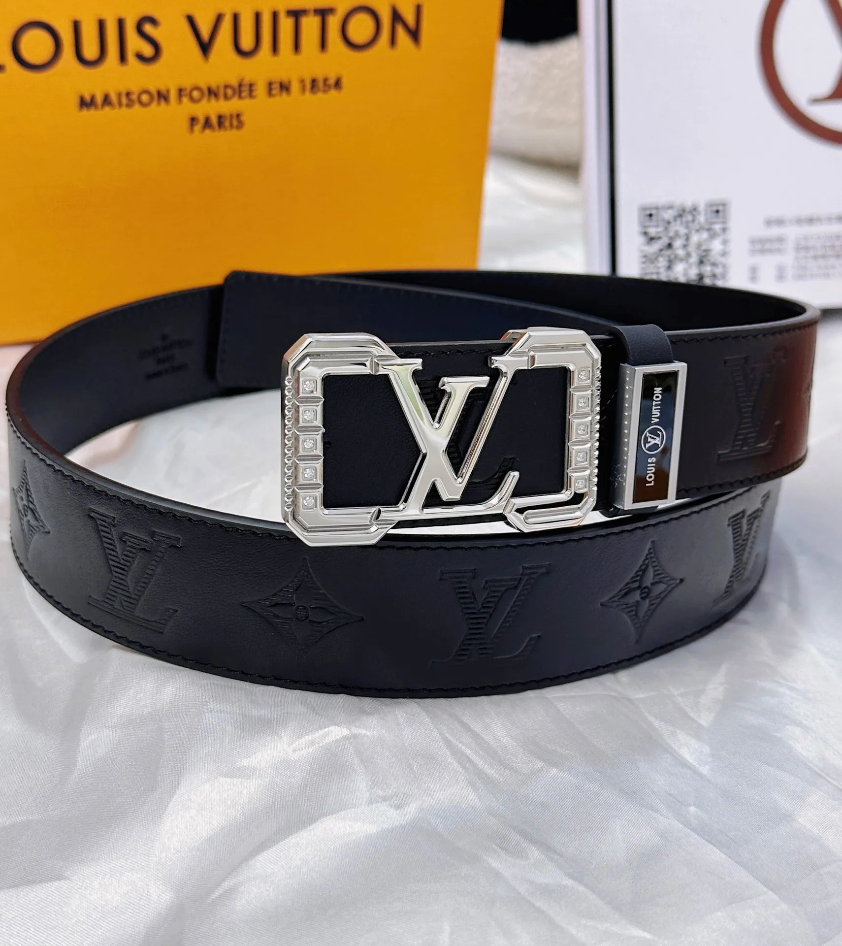【2026】LV【LOUIS VUITTON】(ルイヴィトン) 3.8cmベルト メンズ  240903