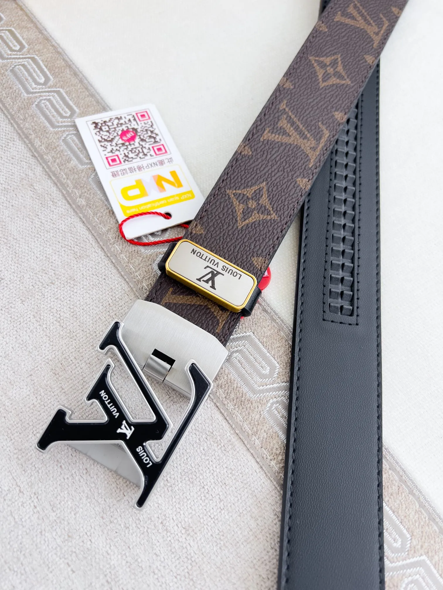 【2026】LV【LOUIS VUITTON】(ルイヴィトン) 3.5cmベルト メンズ  240903
