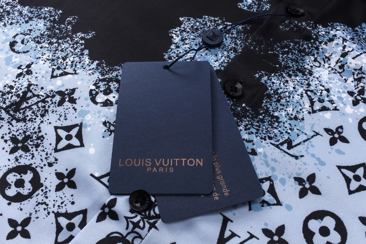 【2026】【LOUIS VUITTON 公式旗艦店】ルイヴィトン  シャツ  ご好評に付き再入荷 240831