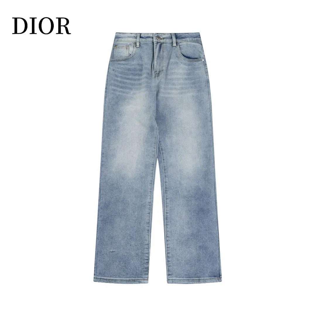 【2026】【DIOR 公式旗艦店】ディオール  ジーパン  ご好評に付き再入荷  240831