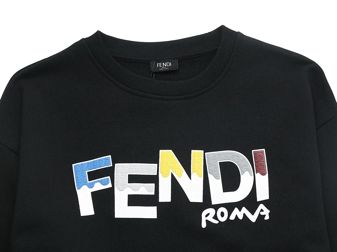 【2026】【FENDI  公式旗艦店】フェンディ  丸首の衛衣 スウェット ご好評に付き再入荷240829