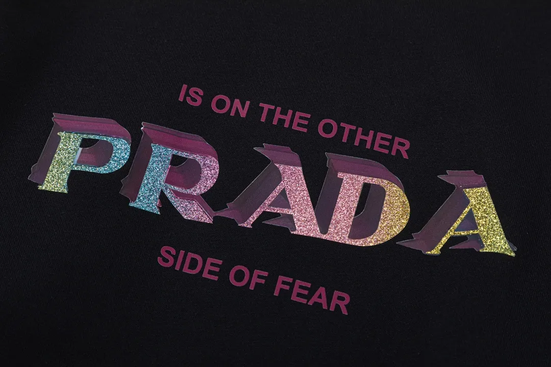 【2026】【PRADA 公式旗艦店】プラダ  丸首の衛衣 スウェットご好評に付き再入荷 240828