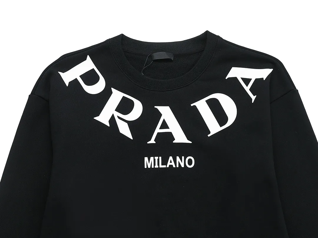 【2026】【PRADA 公式旗艦店】プラダ  丸首の衛衣 スウェットご好評に付き再入荷 240828