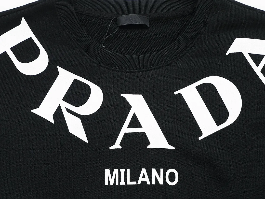 【2026】【PRADA 公式旗艦店】プラダ  丸首の衛衣 スウェットご好評に付き再入荷 240828