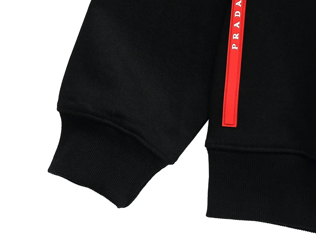 【2026】【PRADA 公式旗艦店】プラダ  丸首の衛衣 スウェットご好評に付き再入荷 240828