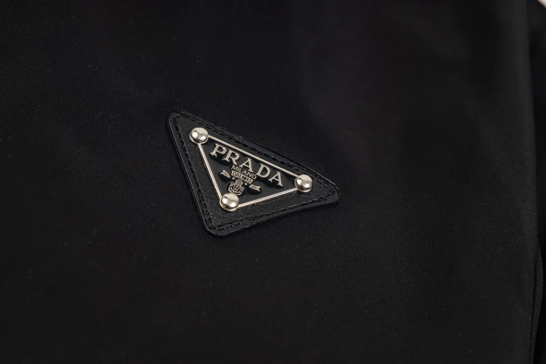 【2026】【PRADA  公式旗艦店】プラダ  ジャケット着 好評に付き再入荷 240828