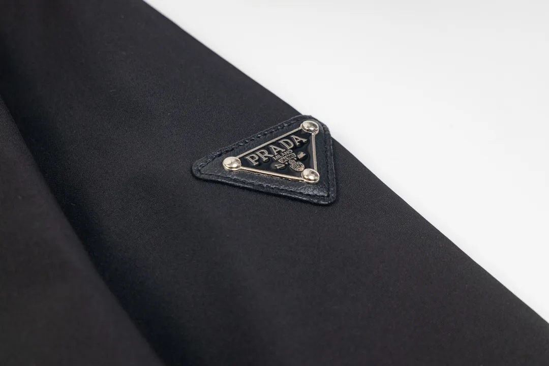 【2026】【PRADA  公式旗艦店】プラダ  ジャケット着 好評に付き再入荷 240828