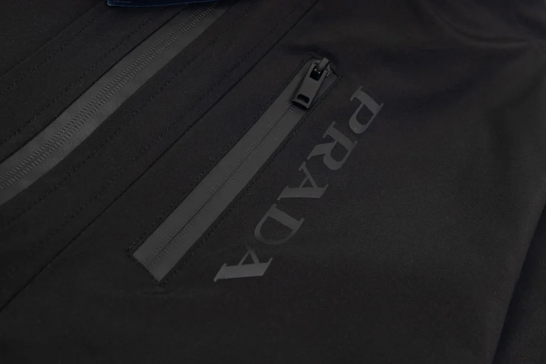【2026】【PRADA  公式旗艦店】プラダ  ジャケット着 好評に付き再入荷 240828