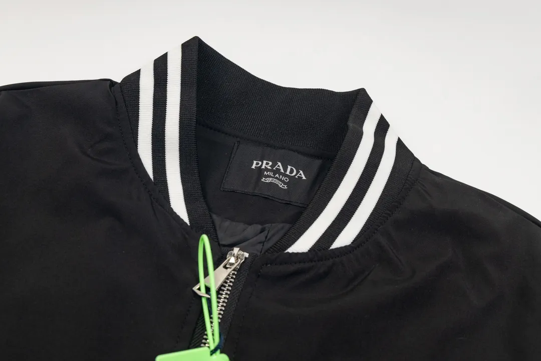 【2026】【PRADA  公式旗艦店】プラダ  ジャケット着 好評に付き再入荷 240828