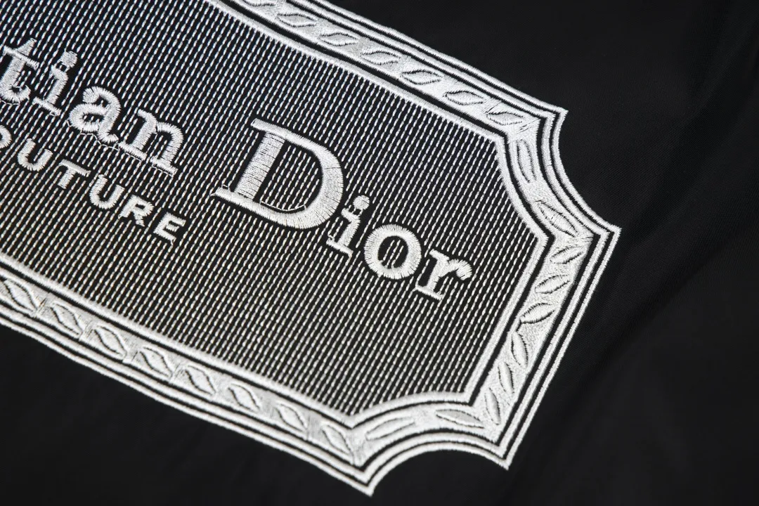 【2026】【DIOR  公式旗艦店】 ディオール  ジャケット着 好評に付き再入荷 240827