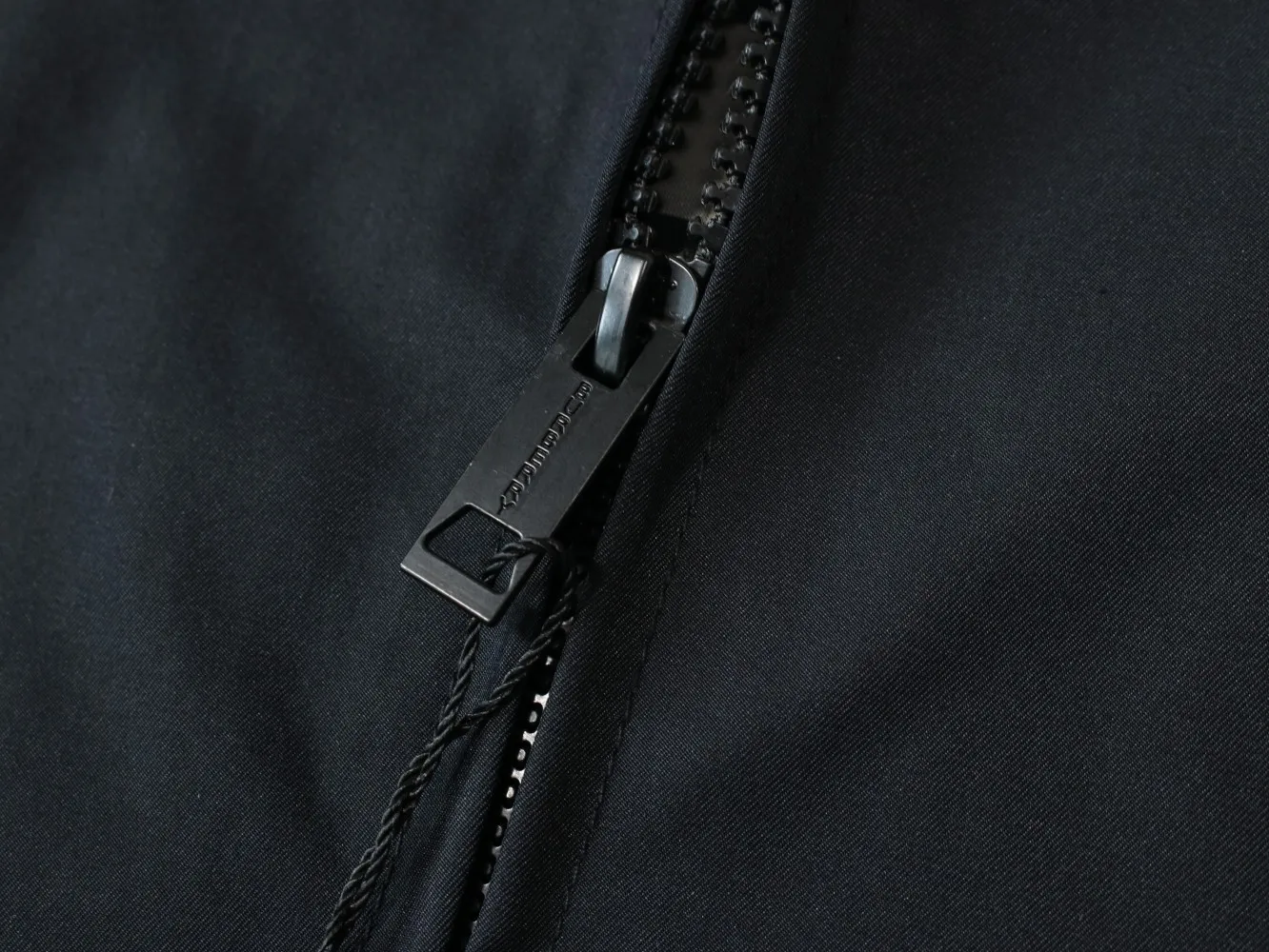 【2026】【BURBERRY  公式旗艦店】バーバリー  ジャケット着 好評に付き再入荷 240827