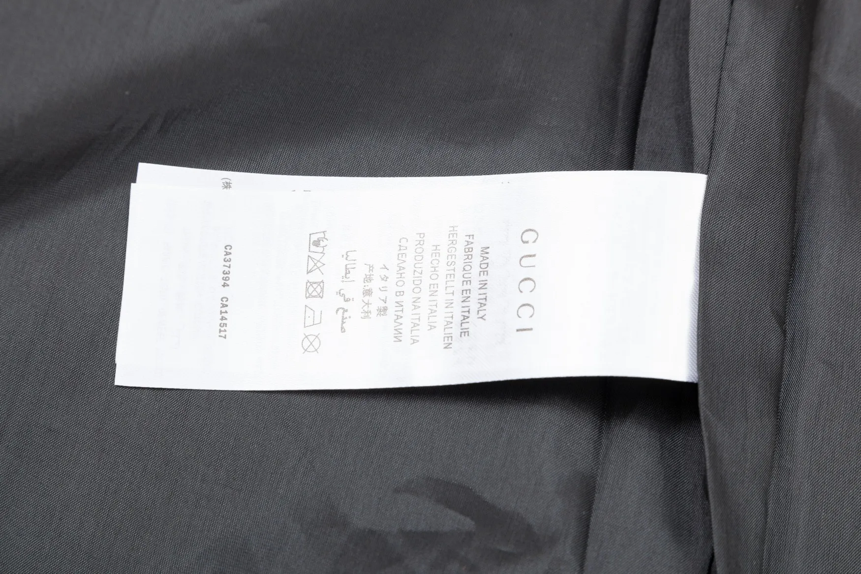 【2026】【GUCCI 公式旗艦店】グッチ  ジャケット着 好評に付き再入荷 240828