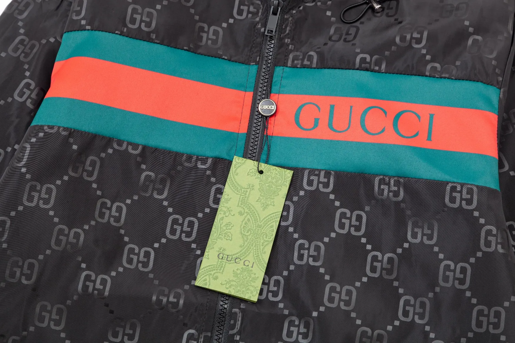 【2026】【GUCCI 公式旗艦店】グッチ  ジャケット着 好評に付き再入荷 240828