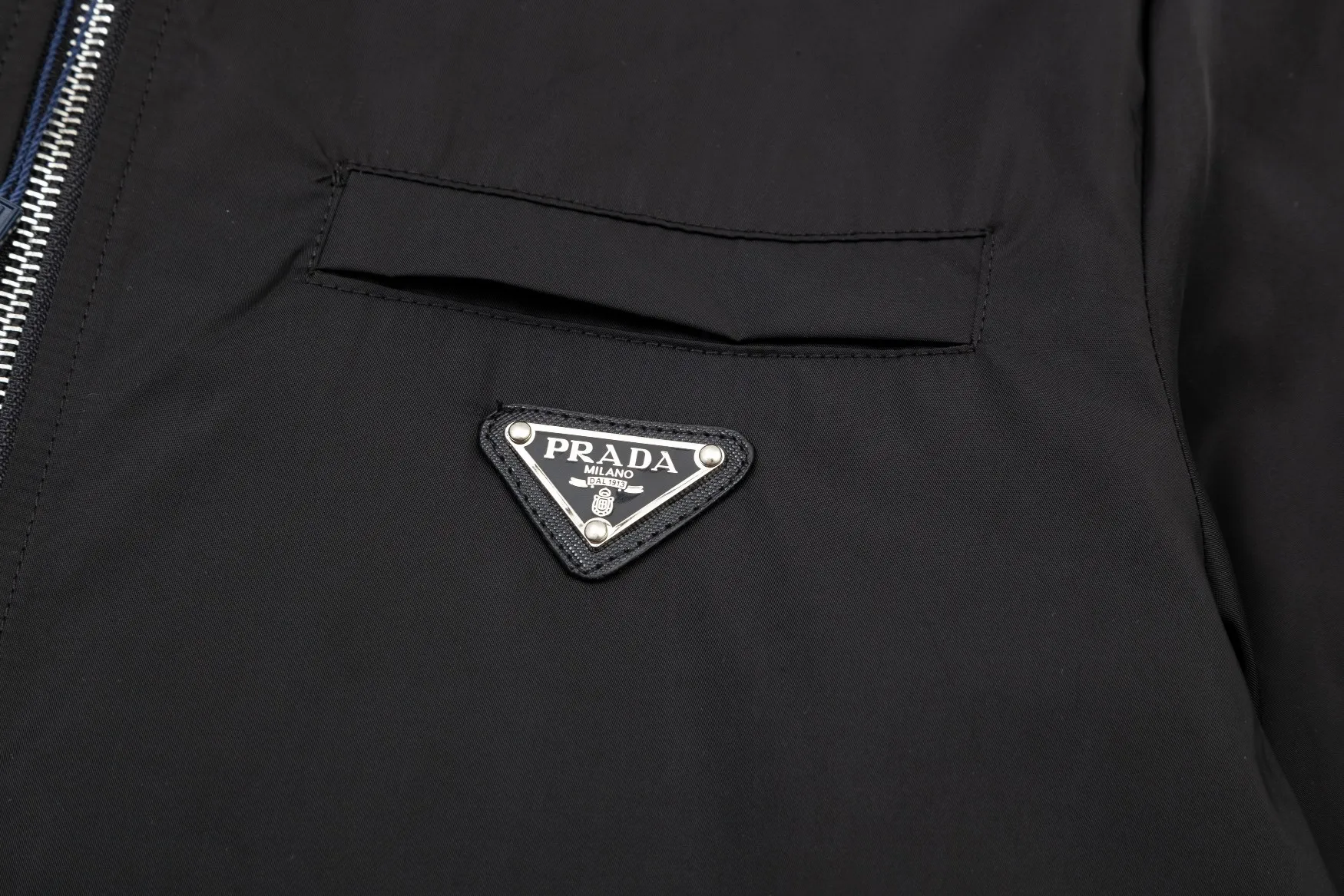 【2026】【PRADA  公式旗艦店】プラダ  ジャケット着 好評に付き再入荷 240826