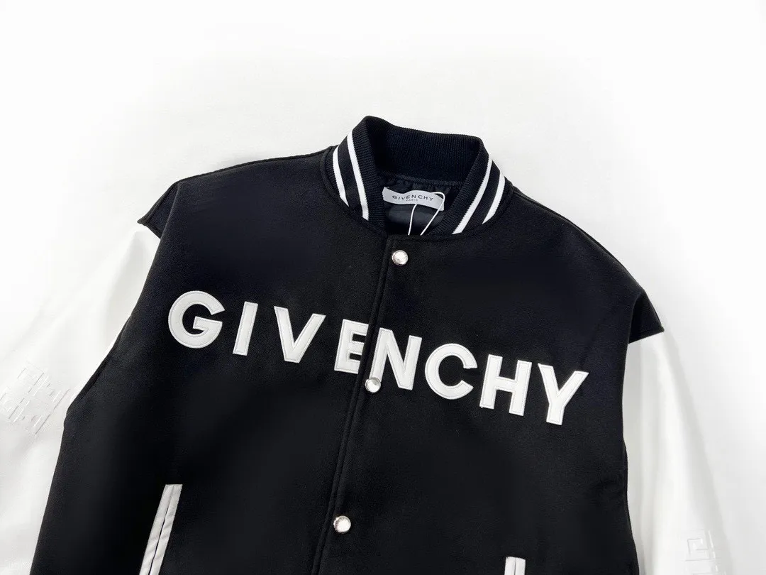【2026】【GIVENCHY   公式旗艦店】ジバンシー  ジャケット着 好評に付き再入荷 240826