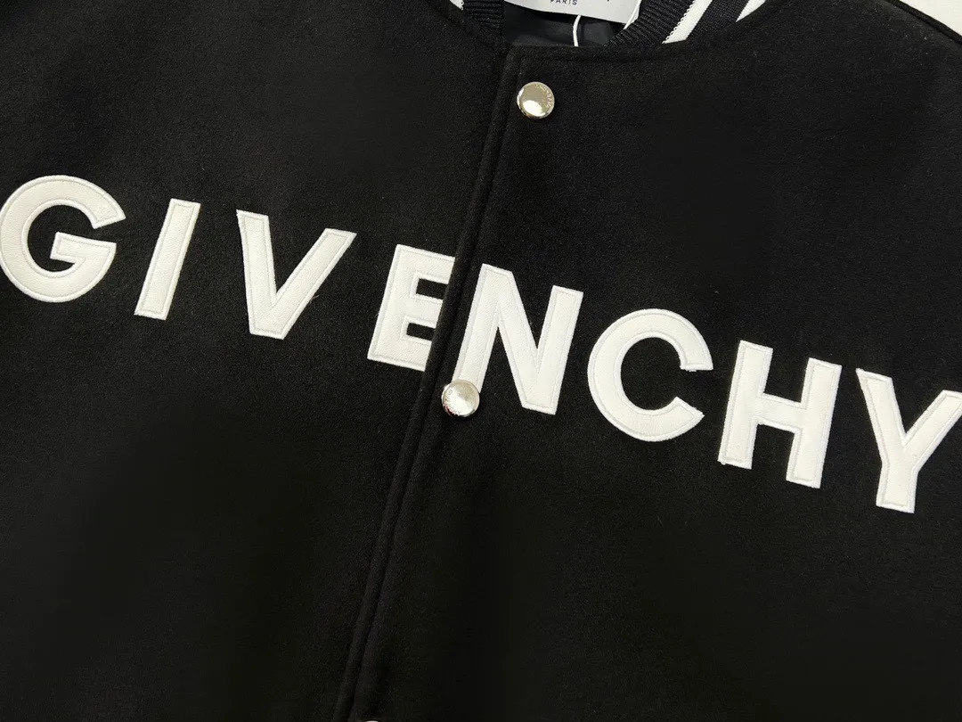 【2026】【GIVENCHY   公式旗艦店】ジバンシー  ジャケット着 好評に付き再入荷 240826