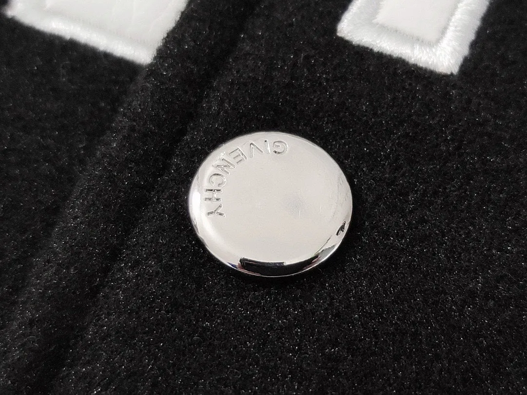【2026】【GIVENCHY   公式旗艦店】ジバンシー  ジャケット着 好評に付き再入荷 240826