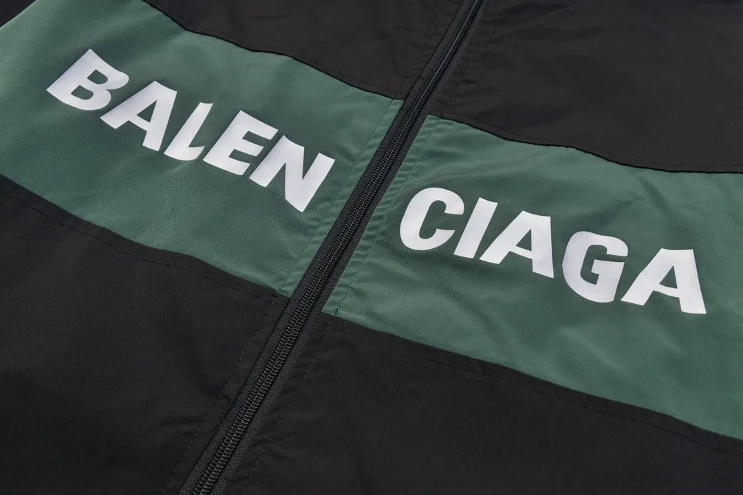 【2026】【BALENCIAGA 公式旗艦店】 バレンシアガ  ジャケット着 好評に付き再入荷 240827