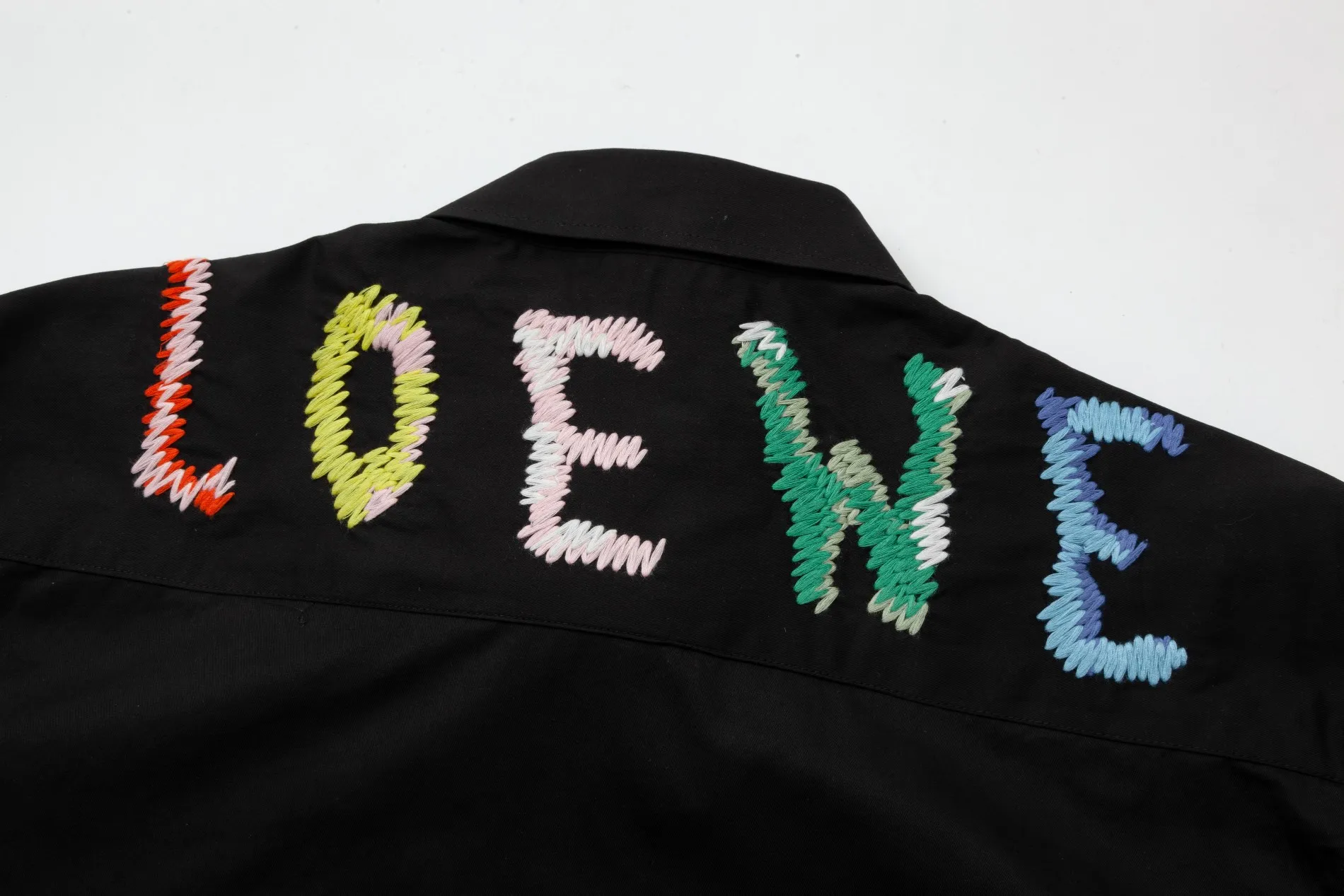 【2026】【LOEWE 公式旗艦店】ロエベ  シャツ  ご好評に付き再入荷 240816
