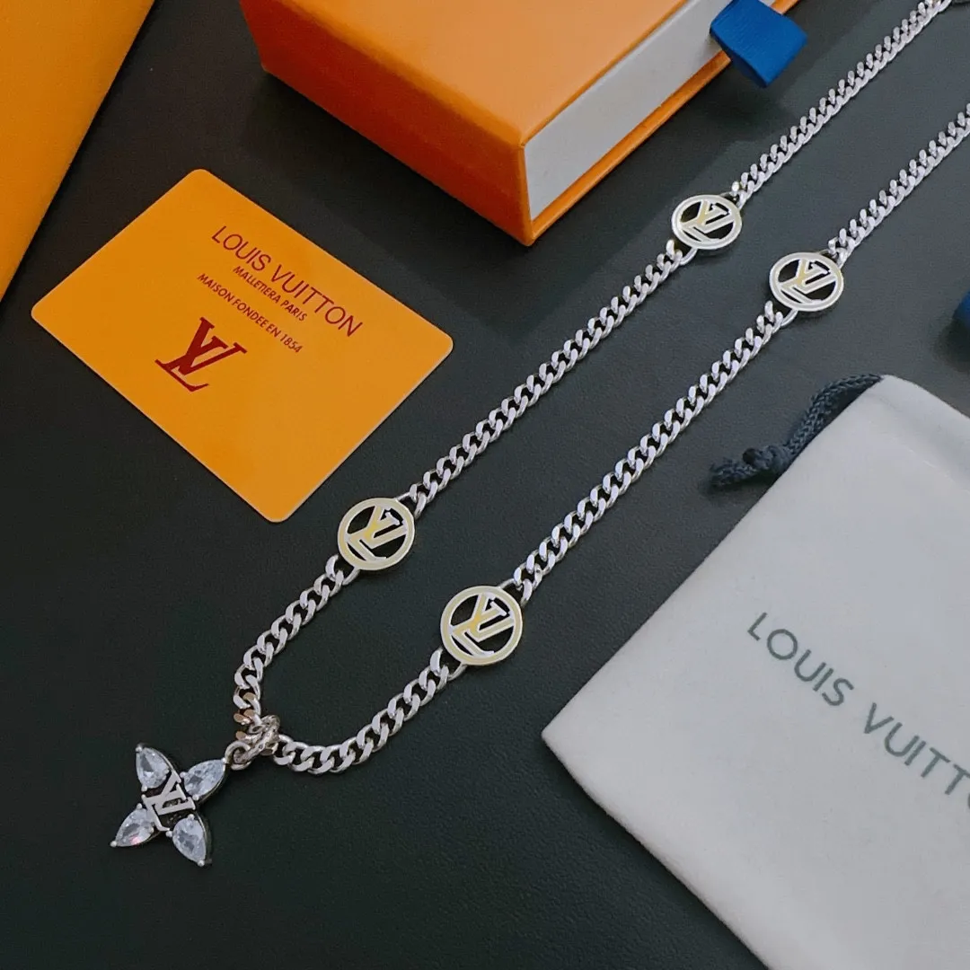 【2026】【LOUIS VUITTON】ネックレス、新しいネックレス万能シンプルファッションオーナメント 240813