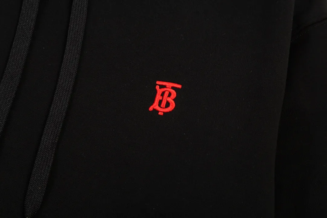 【2026】【BURBERRY 公式旗艦店】バーバリー パーカースウェットご好評に付き再入荷 240805
