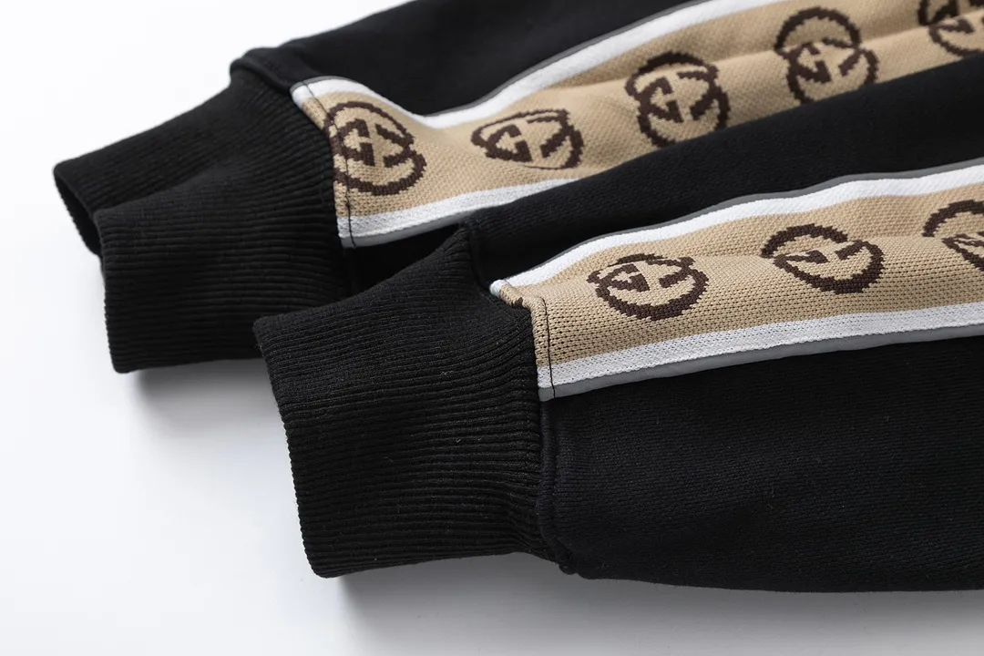 【2026】【GUCCI  公式旗艦店】グッチ  パーカー  スウェットご好評に付き再入荷 240805