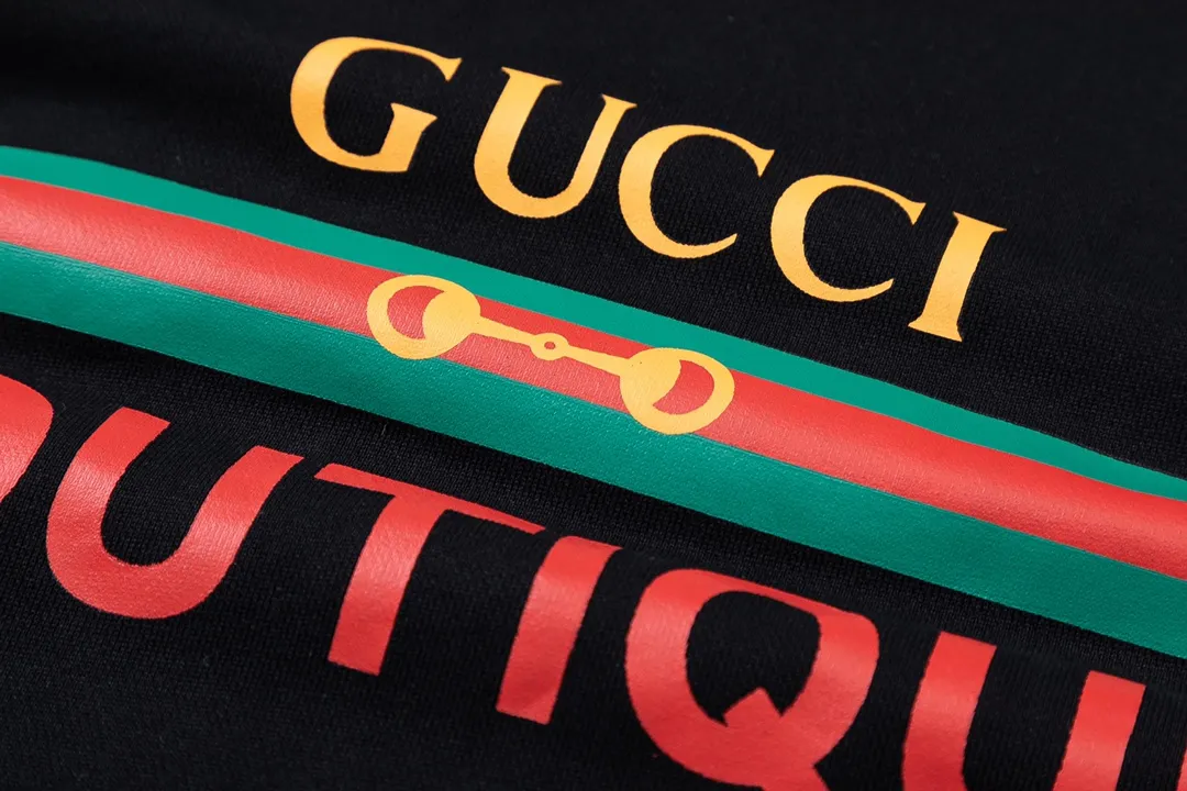 【2026】【GUCCI  公式旗艦店】グッチ  パーカー  スウェットご好評に付き再入荷 240805
