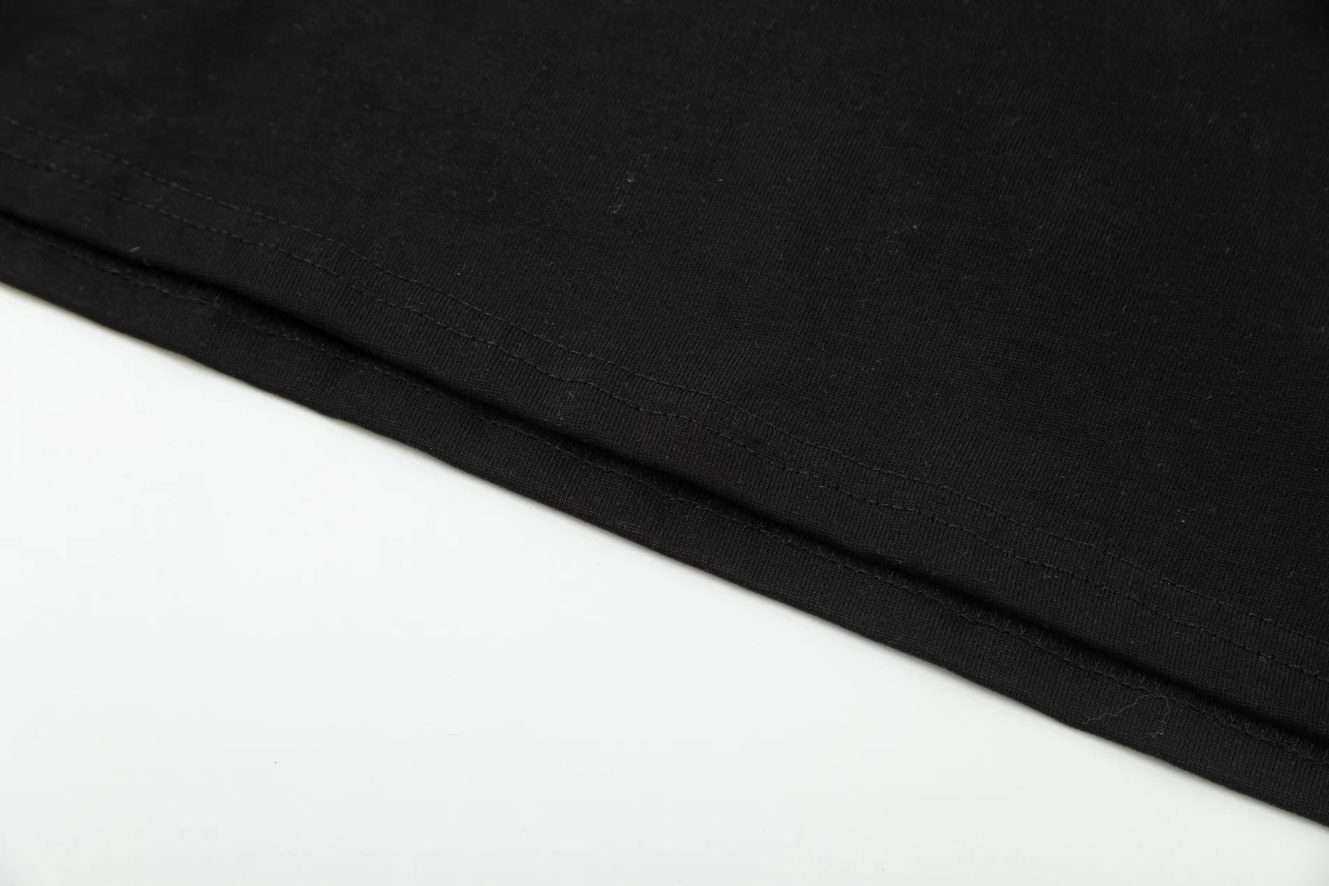 【2026】【DIOR 公式旗艦店】ディオール  Tシャツ ご好評に付き再入荷！