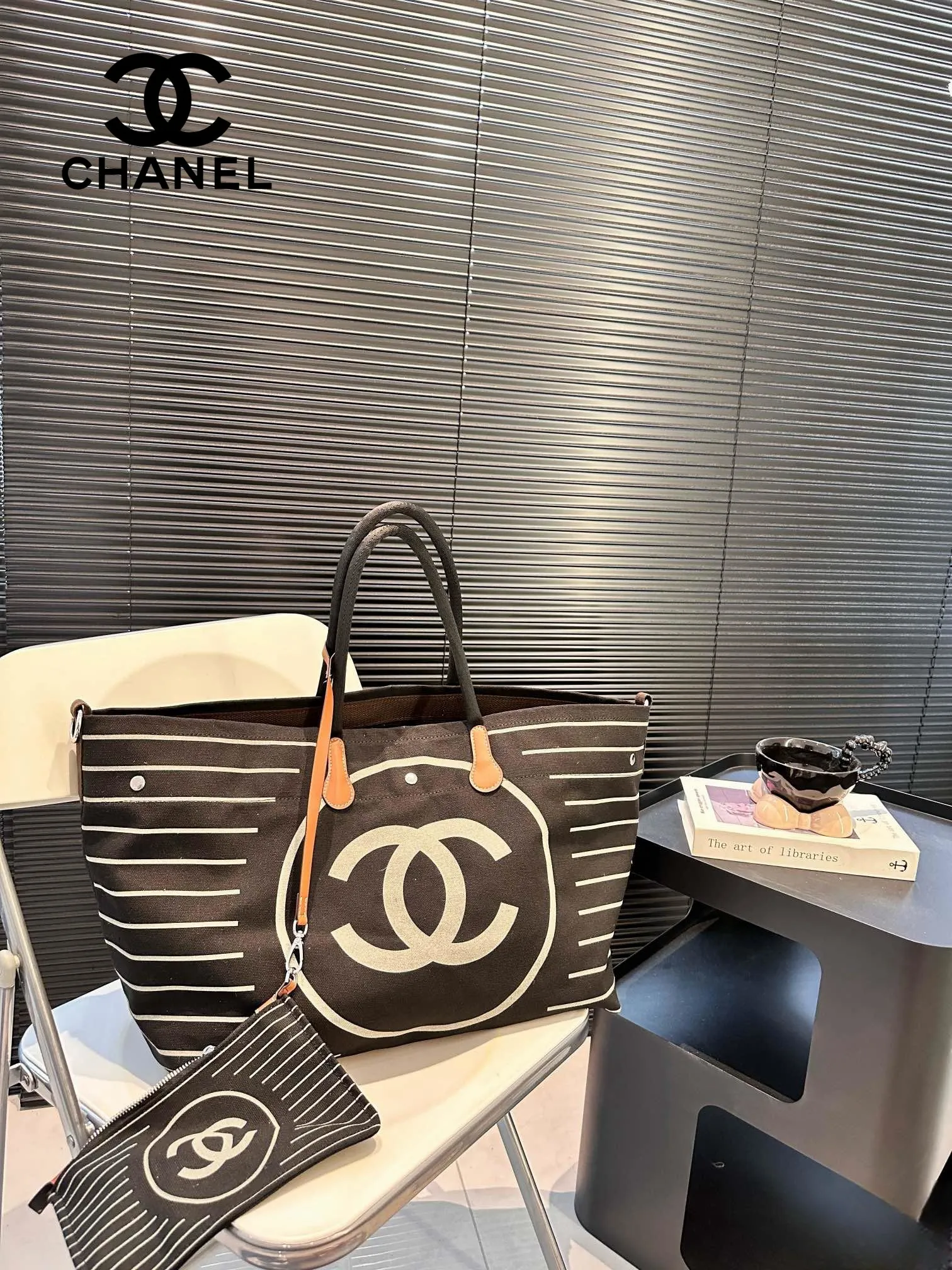 【2026】【CHANEL 公式旗艦店】シャネル ハンドバッグ 当日出荷 好評に付き再入荷！42*31CM  240723