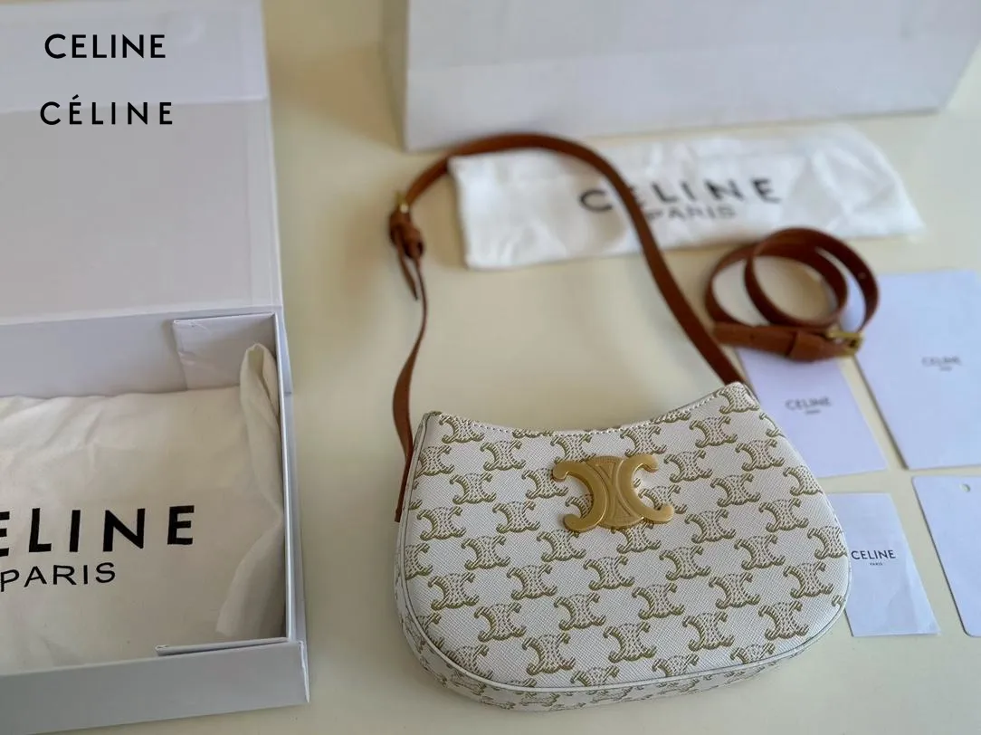 【2026】【CELINE 公式旗艦店】セリーヌ ハンドバッグ 当日出荷 好評に付き再入荷！22*13CM  1240723