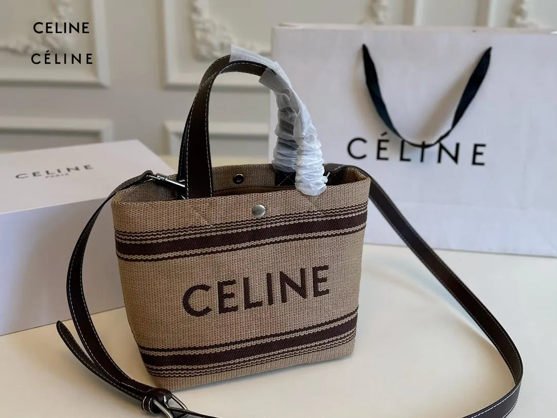 【2026】【CELINE 公式旗艦店】セリーヌ ハンドバッグ 当日出荷 好評に付き再入荷！20*17CM  1240723