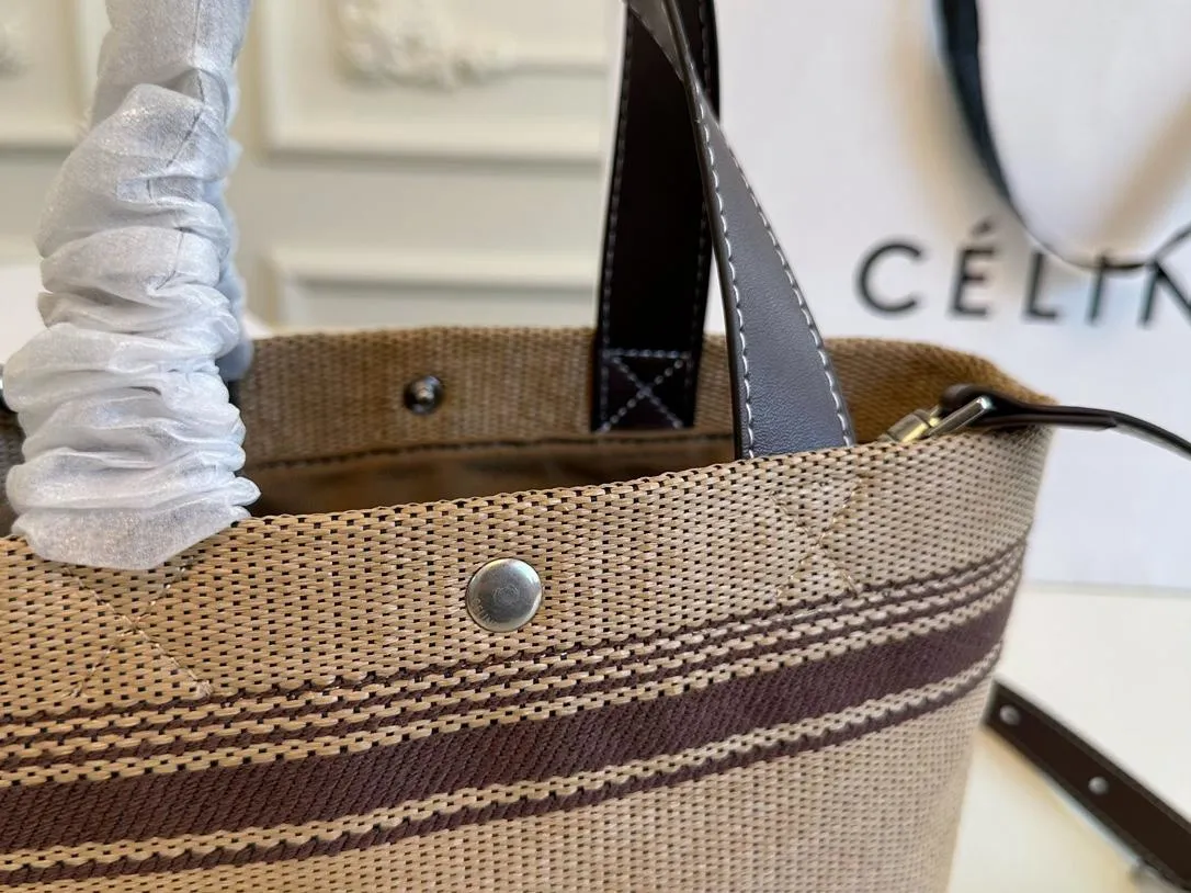 【2026】【CELINE 公式旗艦店】セリーヌ ハンドバッグ 当日出荷 好評に付き再入荷！20*17CM  1240723