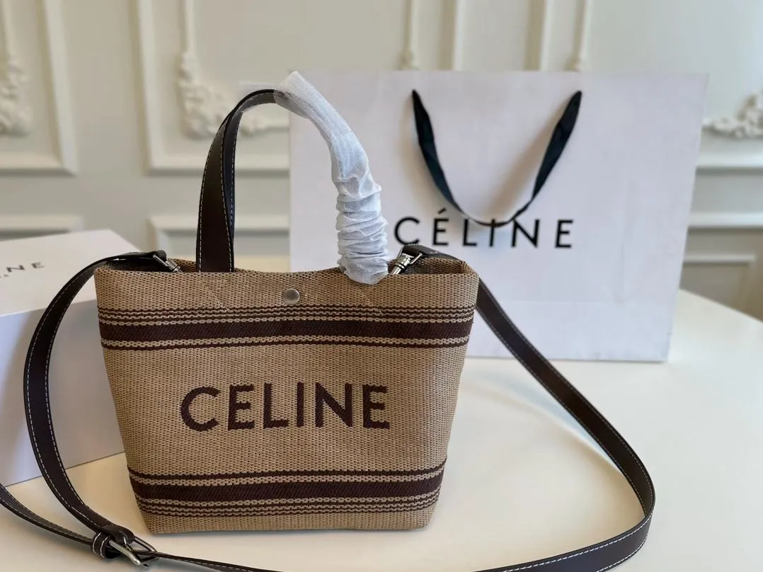 【2026】【CELINE 公式旗艦店】セリーヌ ハンドバッグ 当日出荷 好評に付き再入荷！20*17CM  1240723