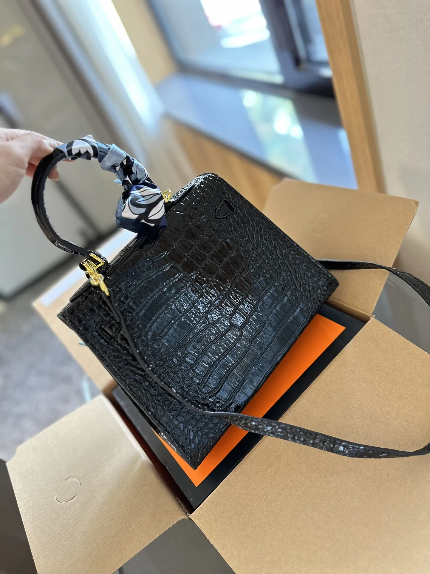 【2026】【Hermès 公式旗艦店】エルメス 斜めがけバッグ 当日出荷 好評に付き再入荷！25CM  240724