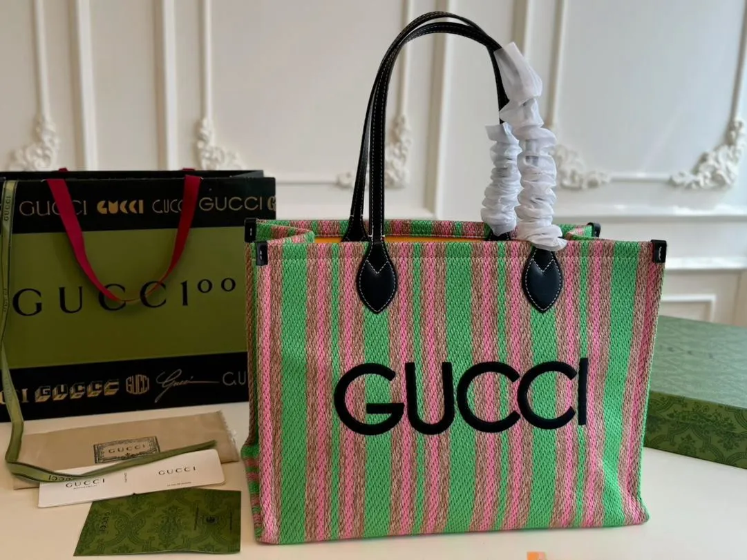 【2026】【GUCCI 公式旗艦店】グッチ ハンドバッグ 当日出荷 好評に付き再入荷！40*28CM  240724