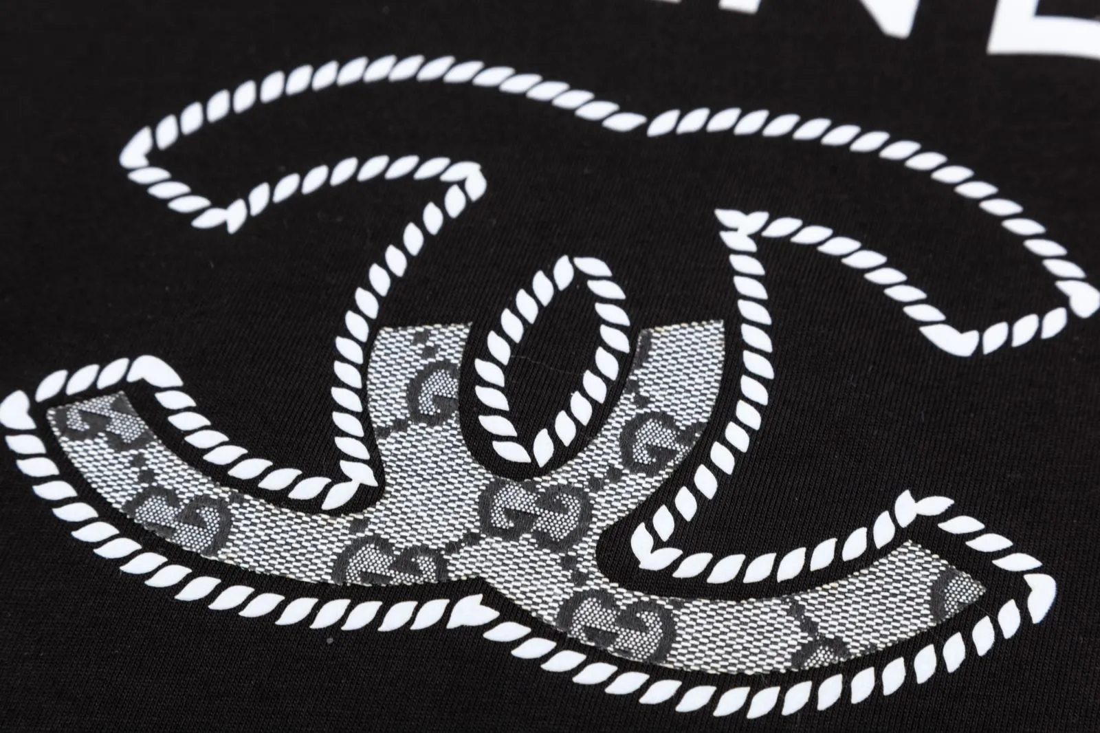 【2026】【CHANEL 公式旗艦店】シャネル  Tシャツ ご好評に付き再入荷 240719
