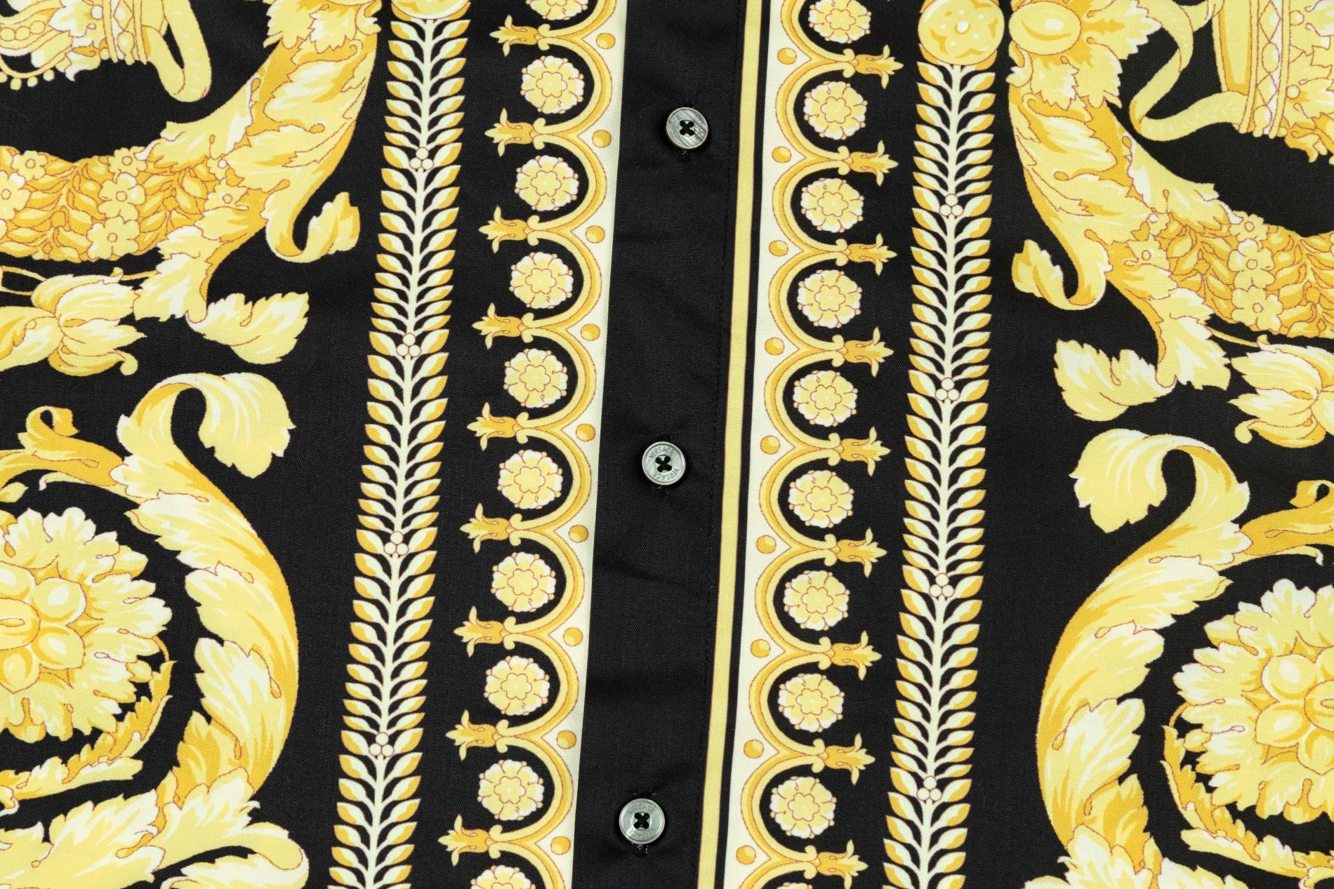 【2026】【VERSACE 公式旗艦店】ヴェルサーチ   シャツ  ご好評に付き再入荷 240716