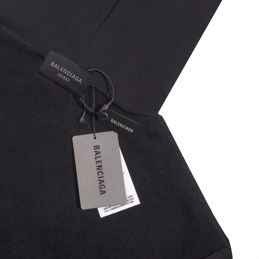 【2026】【BALENCIAGA 公式旗艦店】バレンシアガ パーカー スウェット ご好評に付き再入荷！ 240716