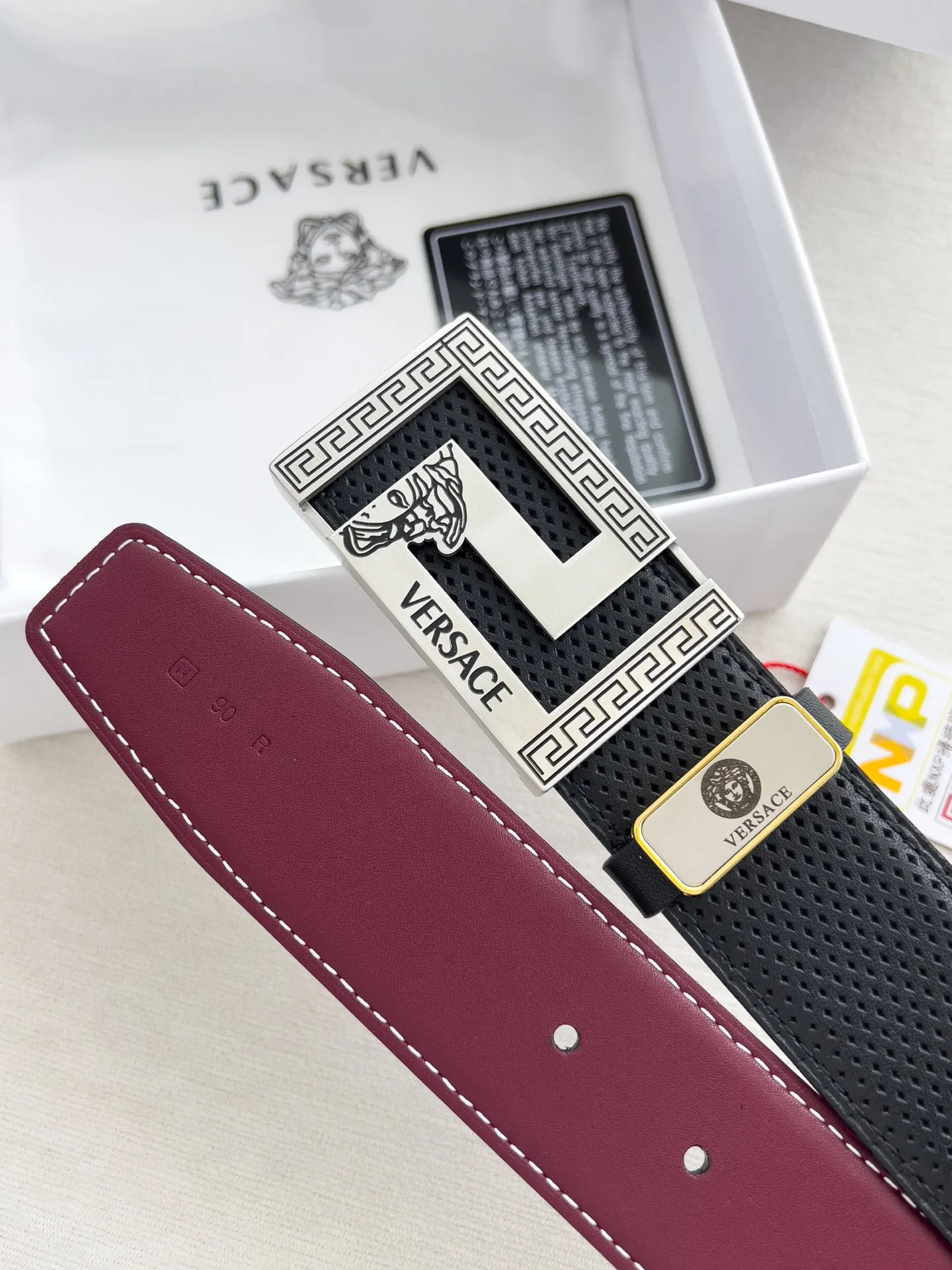 【2026】【VERSACE】(ヴェルサーチ) 3.8cmベルト メンズ 24706