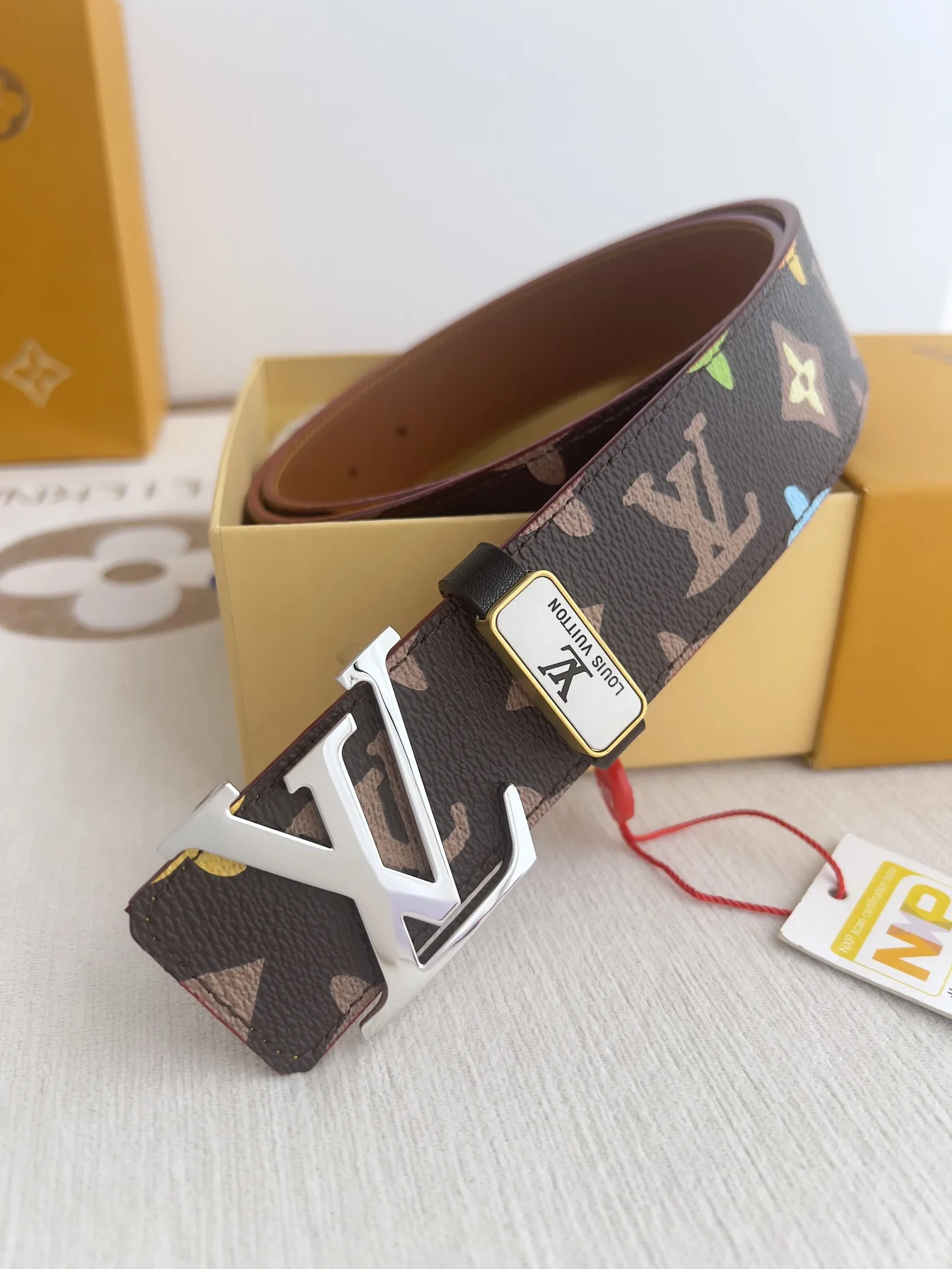 【2026】LV【LOUIS VUITTON】(ルイヴィトン) 3.8cmベルト メンズ  24706