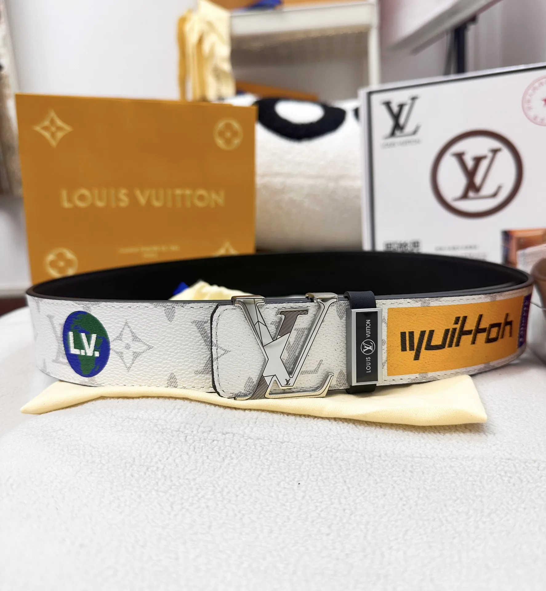 【2026】LV【LOUIS VUITTON】(ルイヴィトン) 3.8cmベルト メンズ  24706
