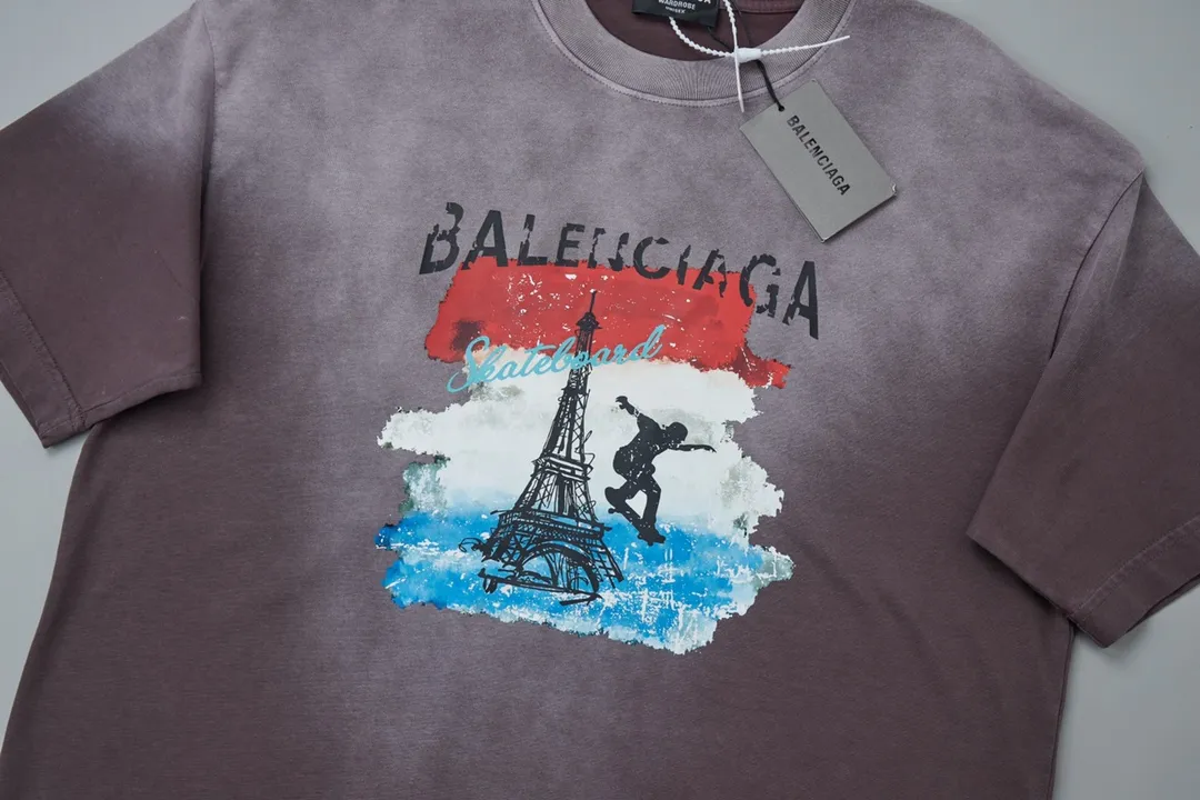 【2026】【BALENCIAGA 公式旗艦店】バレンシアガ   Tシャツ ご好評に付き再入荷 24626
